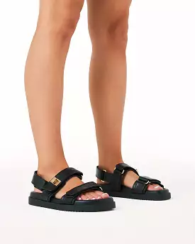 Alvina Sandal