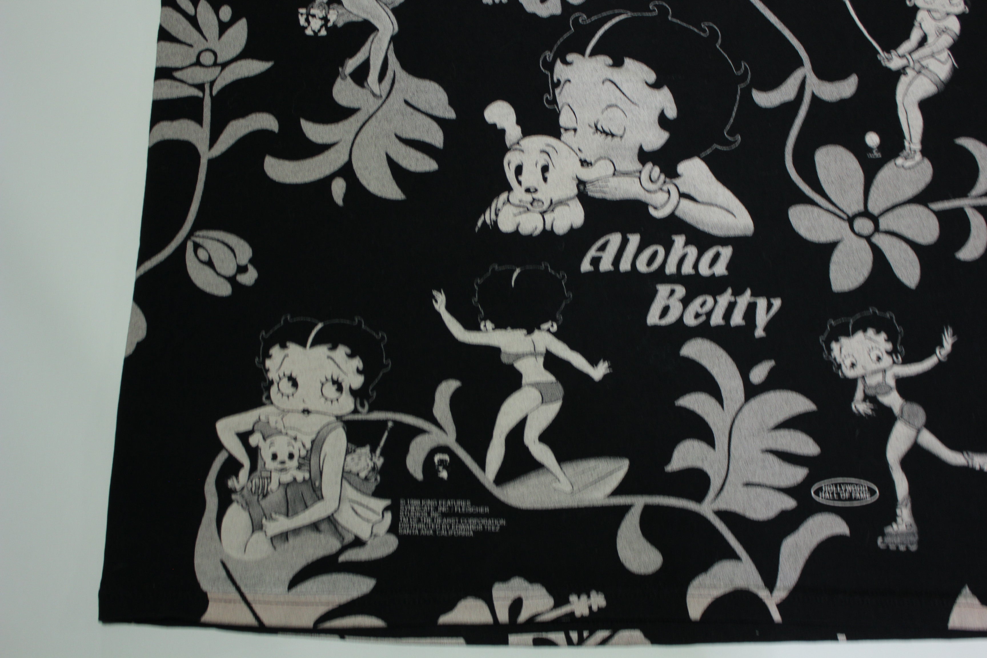 Betty Boop Hawaii Aloha 1998 Hollywood Hall of Fame AOP Vintage King Features Syndicate T-Shirt