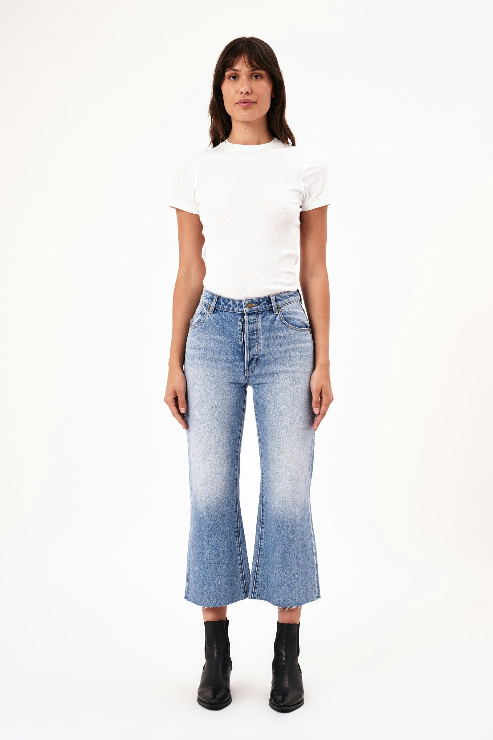 Chloe Classic Flare Crop