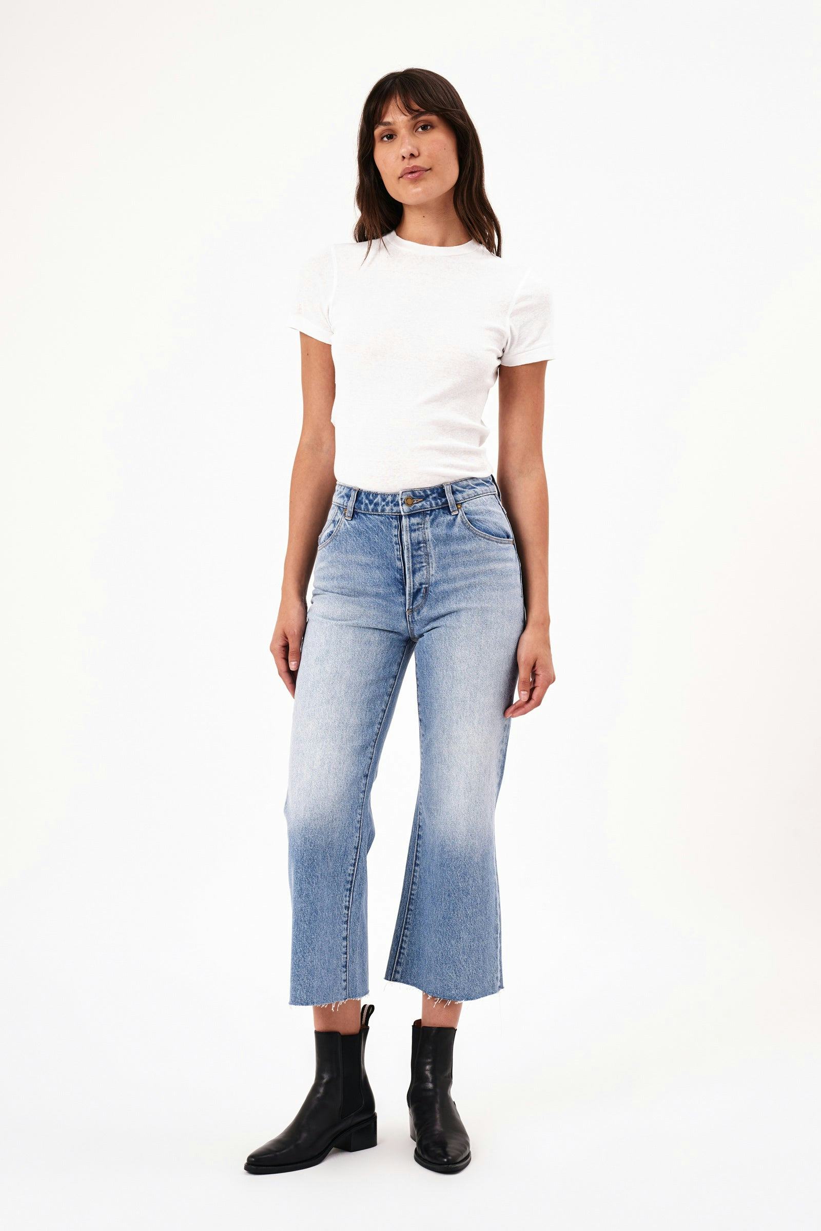 Chloe Classic Flare Crop