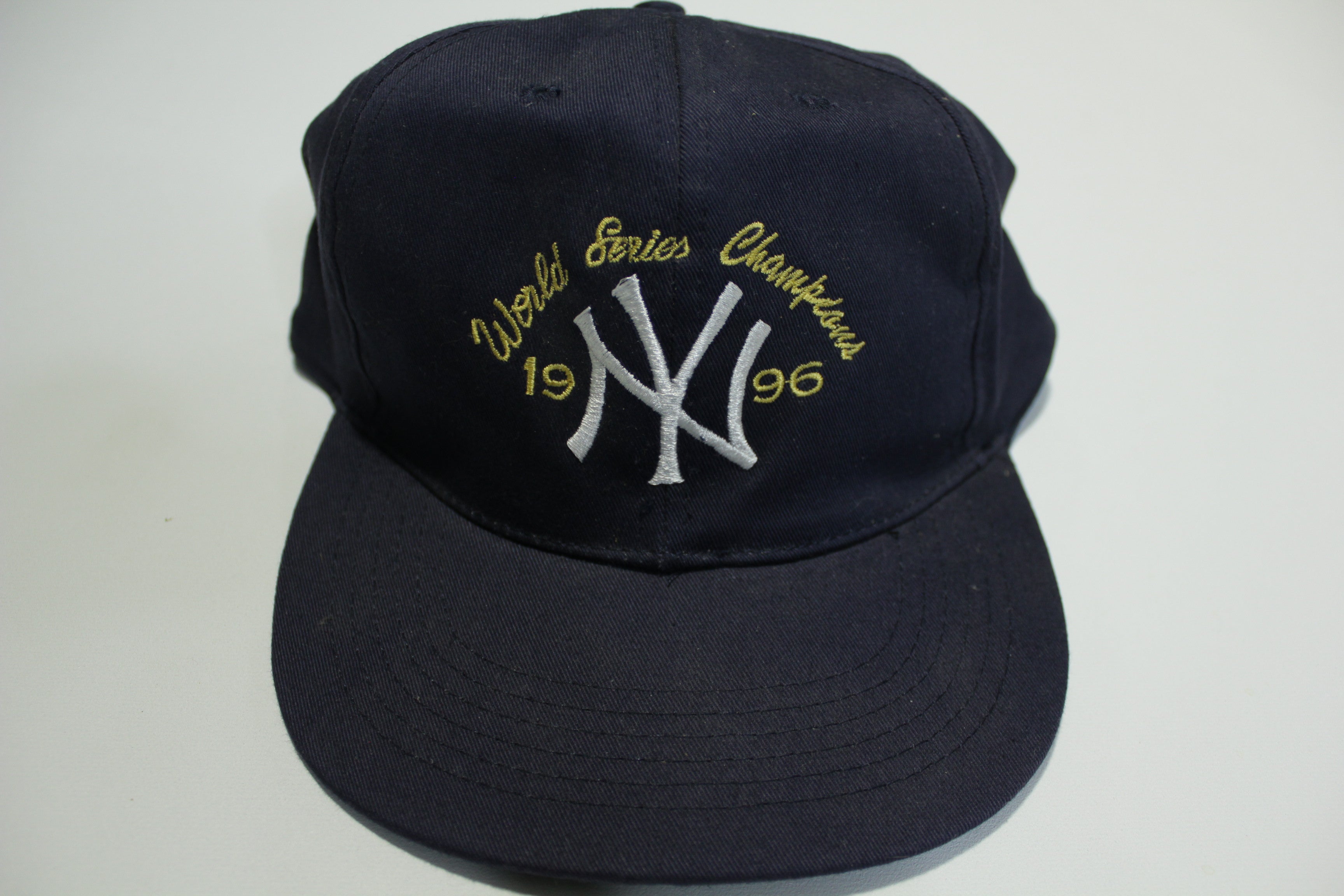 New York Yankees World Series Champions 1996 Vintage 90s Adjustable Back Snapback Hat