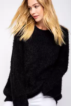 SOLID FUZZY SWEATER - BLACK