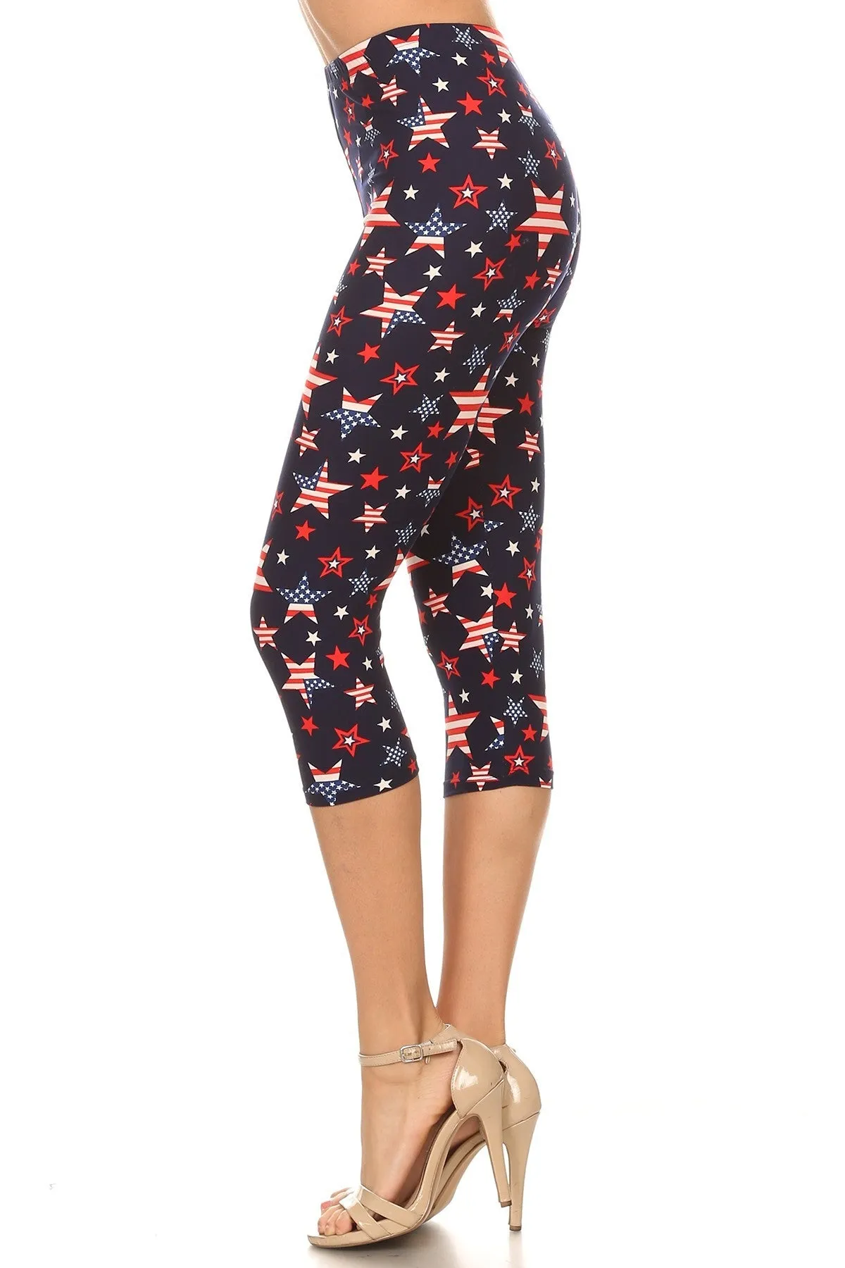 Women's 3X5X Stars & Stripes American Flag Printed Cropped Capri Leggings